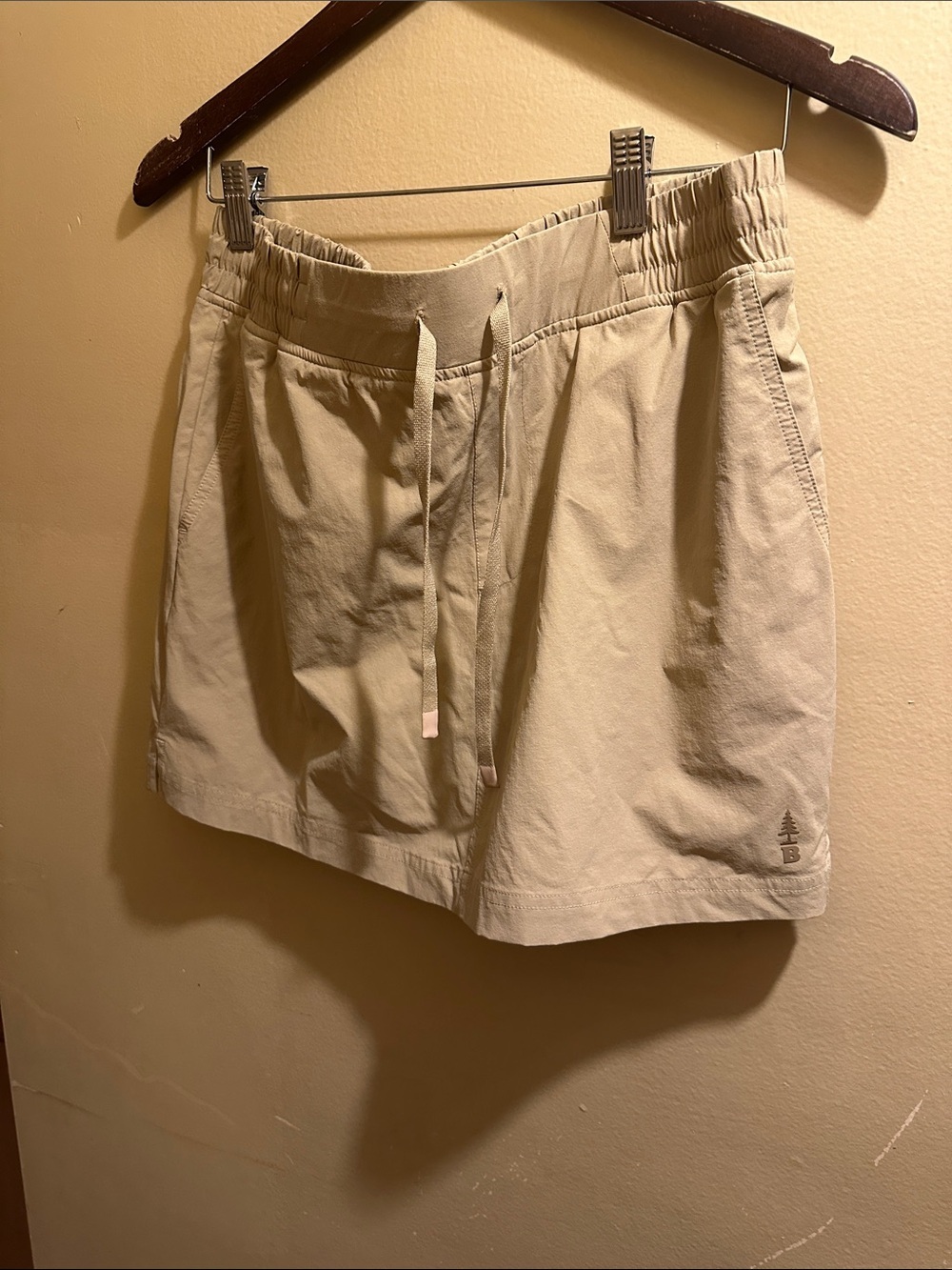 Bass Women's Skort in Light Beige